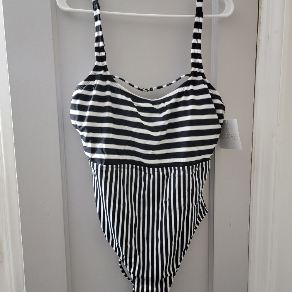 One piece bathing suit